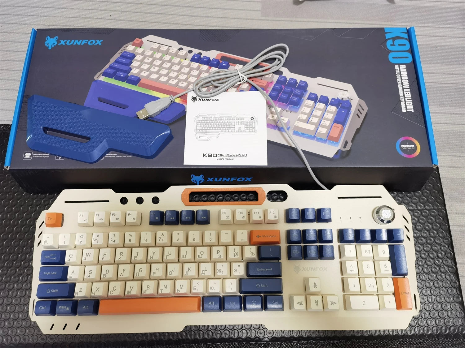Gaming Keyboard 100% Layout Mechanical Feel 104 Key Spanish Russian Korean Arabic Keyboard Gamer Wired RGB Volume Knob Mouse K90